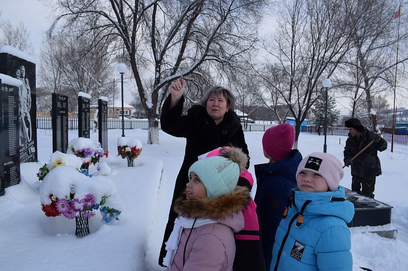 Акция «Благоустройство нам Память в сердце сохранит».